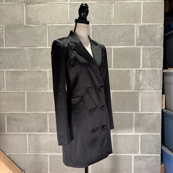 Milly satin blazer dress. - Picture 5 of 13